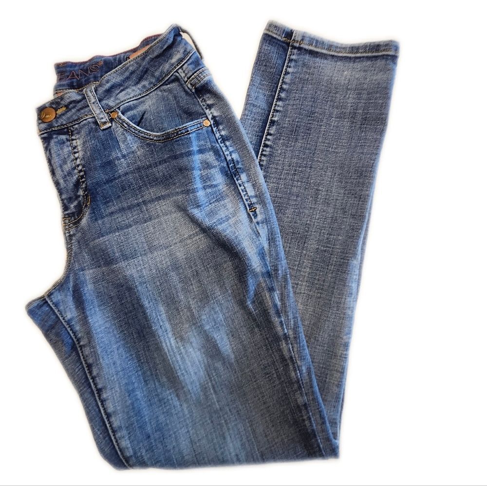JAG, Light Blue Wash, Mid Rise, Girlfiend Jeans, Size 6
